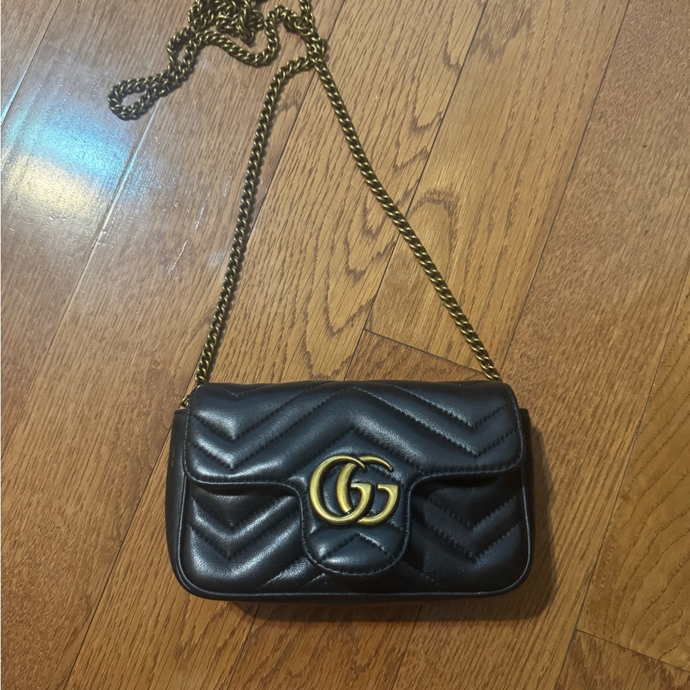 Gucci GG Marmont mini quilted leather shoulder bag with DUST BAG!
